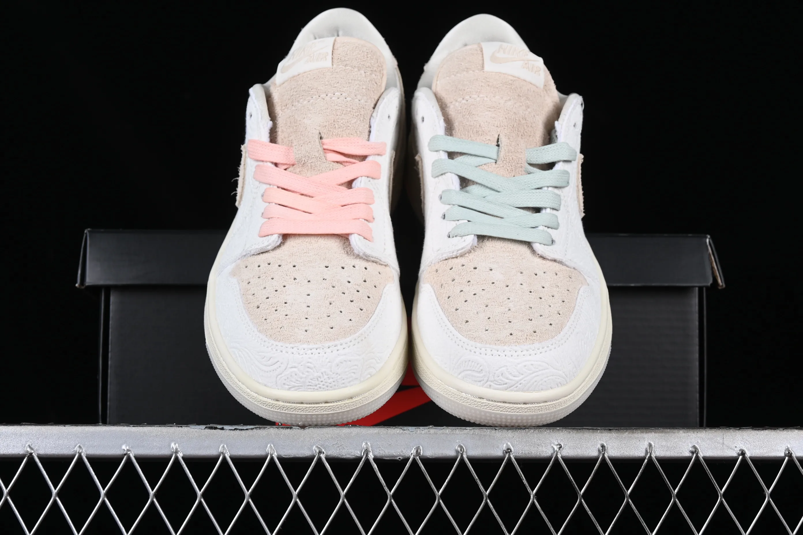 All categories Air Jordan Jordan series basketball shoes Air Jordan 1 Low Z version CP3 x Air Jordan 1 AJ1 Joe 1 embossed white low-top cultural casual sneakers FZ0455-200